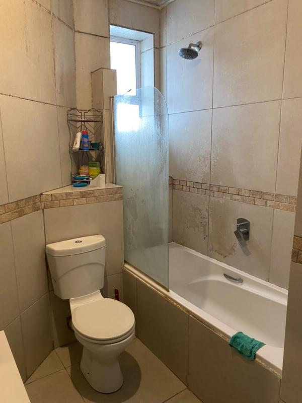 2 Bedroom Property for Sale in Zonnebloem Western Cape